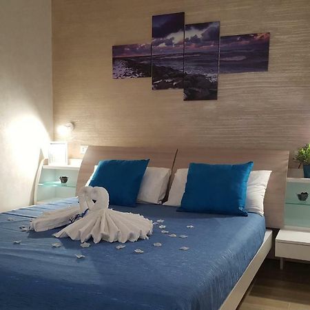 Hotel Martina'S House Porto Cesareo Esterno foto